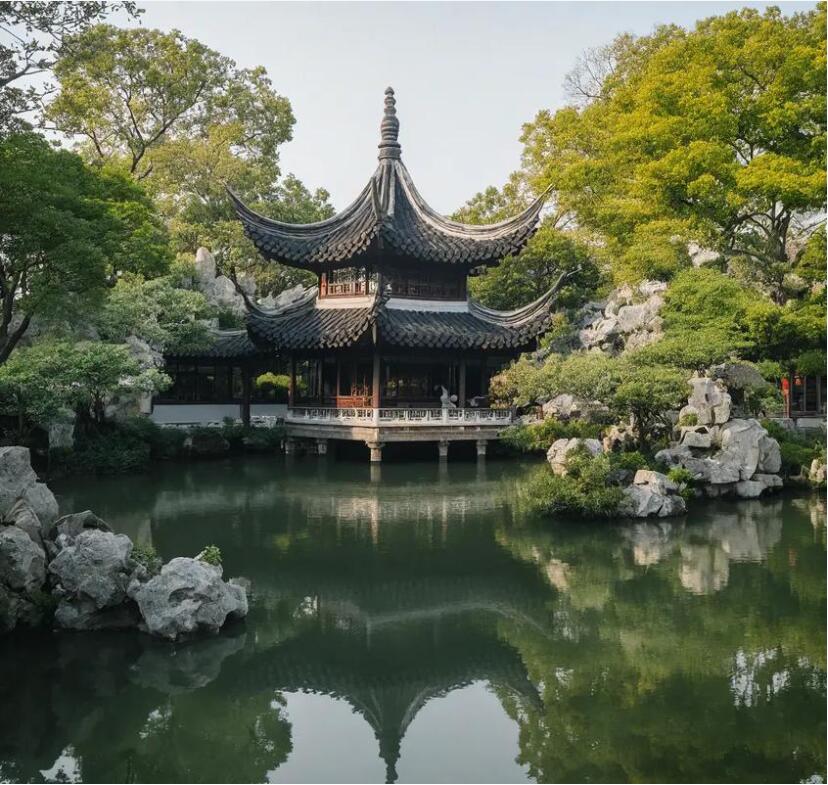 天山区怜梦餐饮有限公司